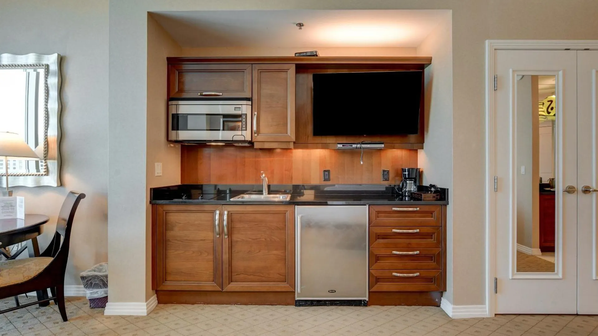 The Fantasy Suite Mgm Signature Pool View Las Vegas United States