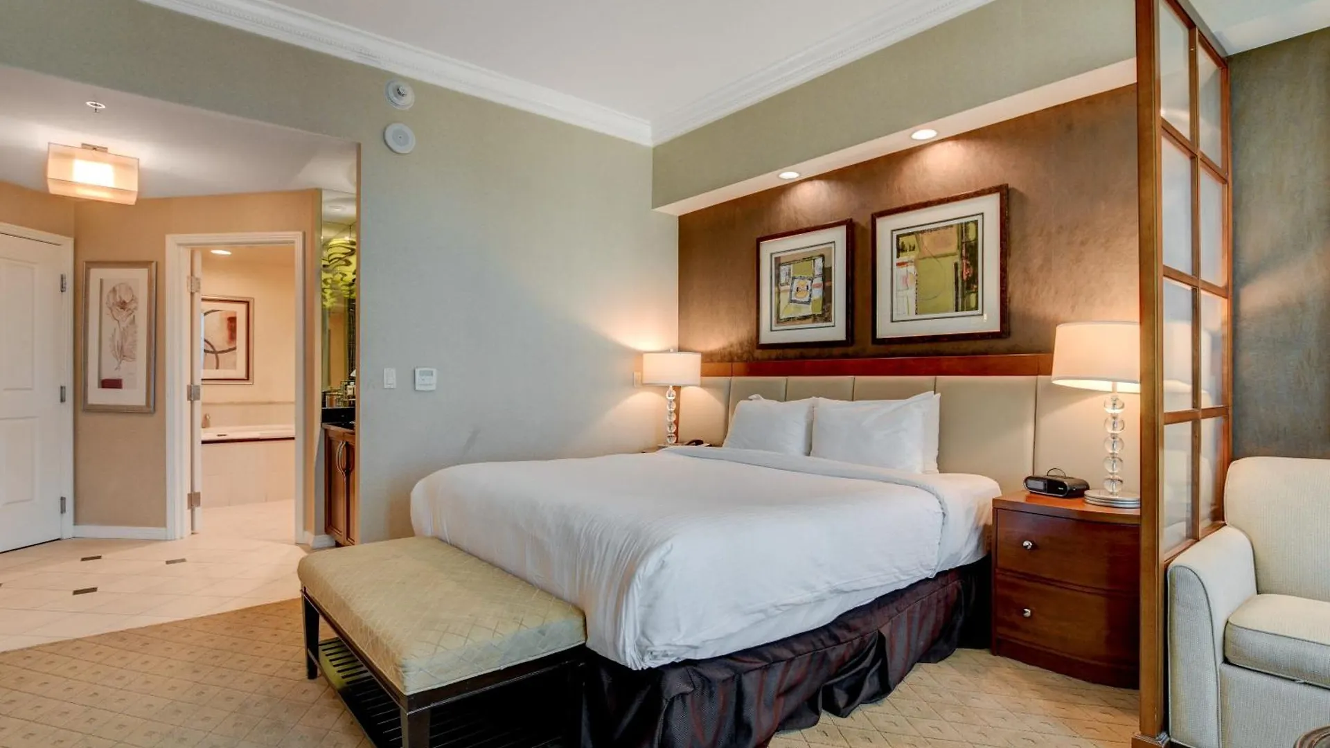 The Fantasy Suite Mgm Signature Pool View Las Vegas